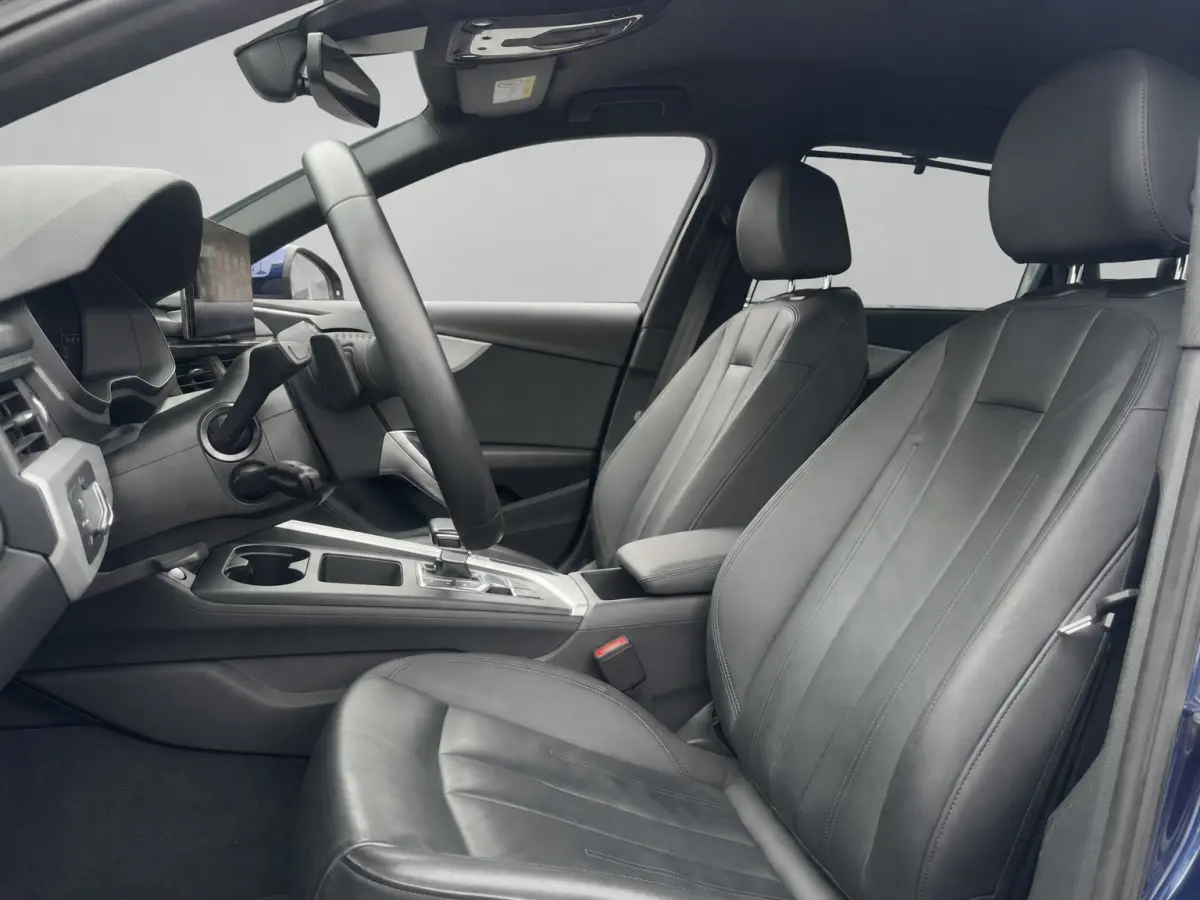 35 TFSI 150PK S-TRONIC S-LINE ADVANCED SPORT LEDER/CAMERA/CARPLAY