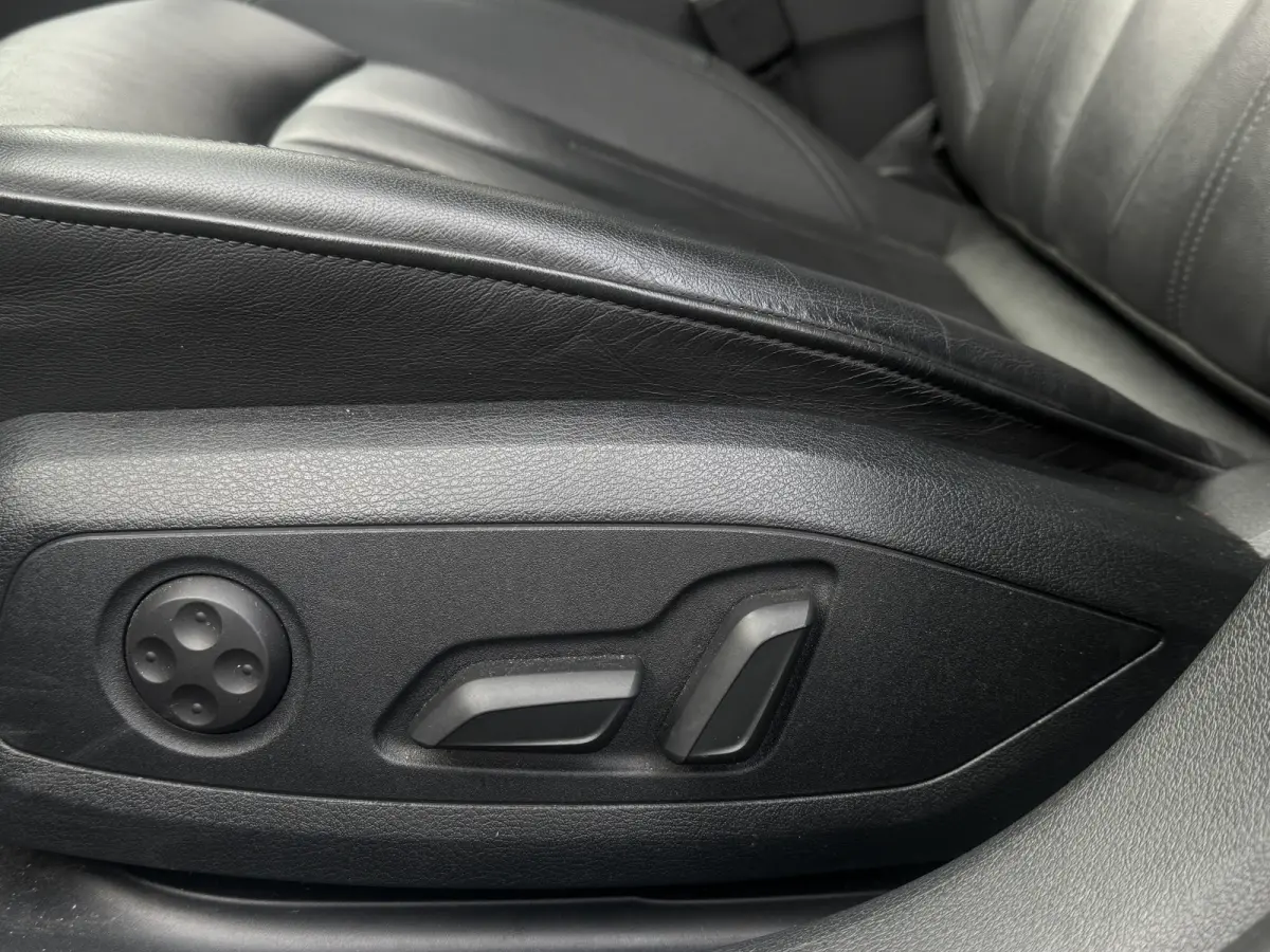 35 TFSI 150PK S-TRONIC S-LINE ADVANCED SPORT LEDER/CAMERA/CARPLAY