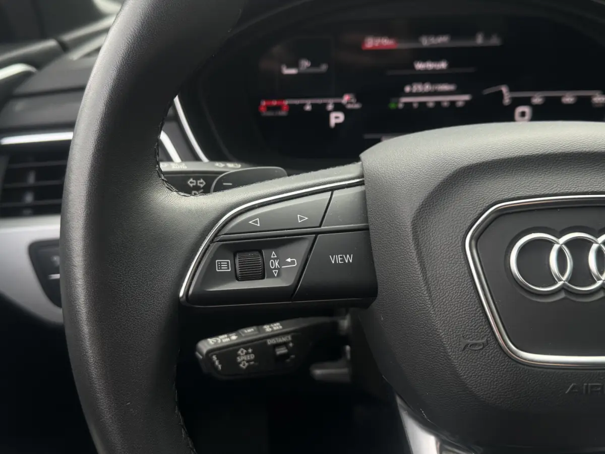 35 TFSI 150PK S-TRONIC S-LINE ADVANCED SPORT LEDER/CAMERA/CARPLAY