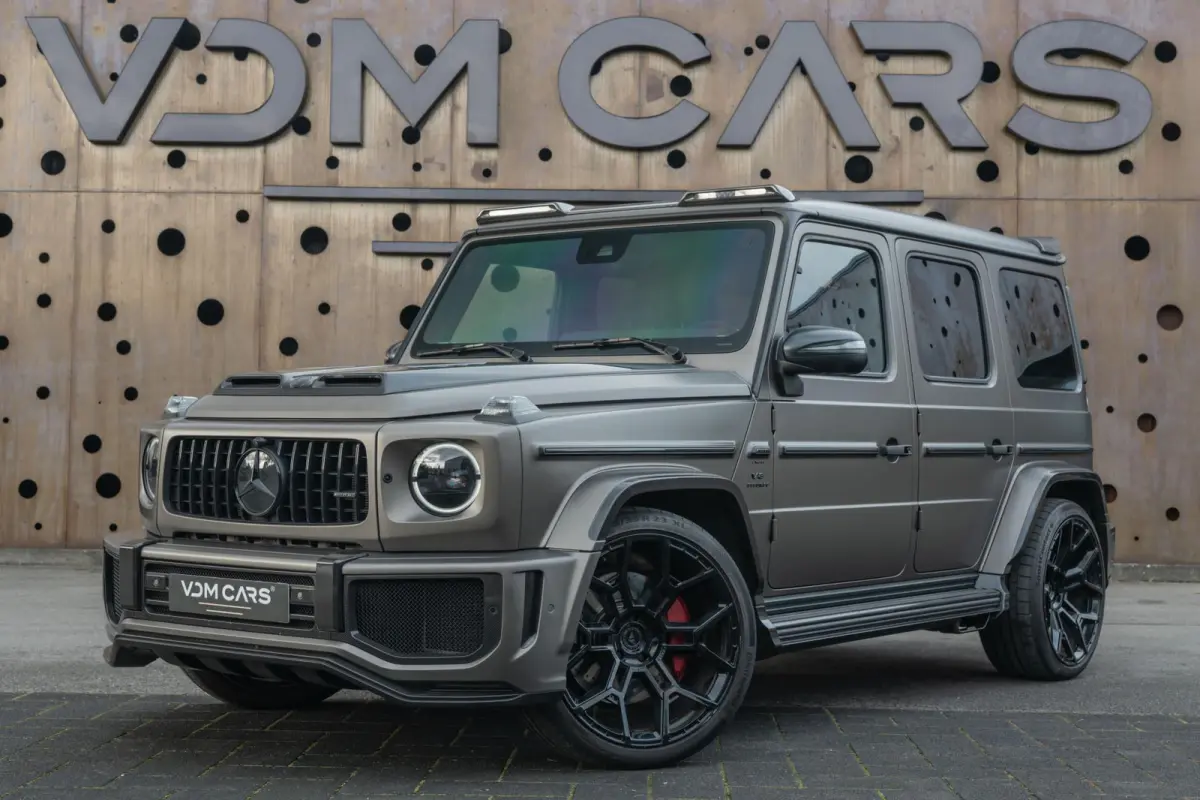 63 | URBAN Widetrack | Carbon | Akrapovič | Rear-Entertainment | KW Suspension |