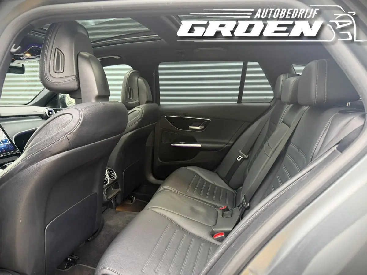 300 e 4MATIC AMG Line PANO|360|ACC|HEADUP|