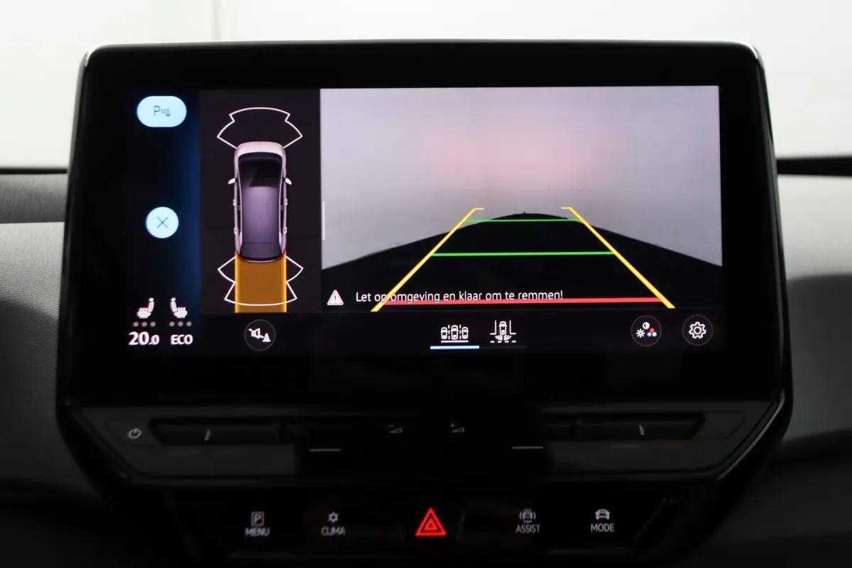 First Plus 58 kWh | stoelverwarming | adaptieve cruise control | achteruitrijcamera |