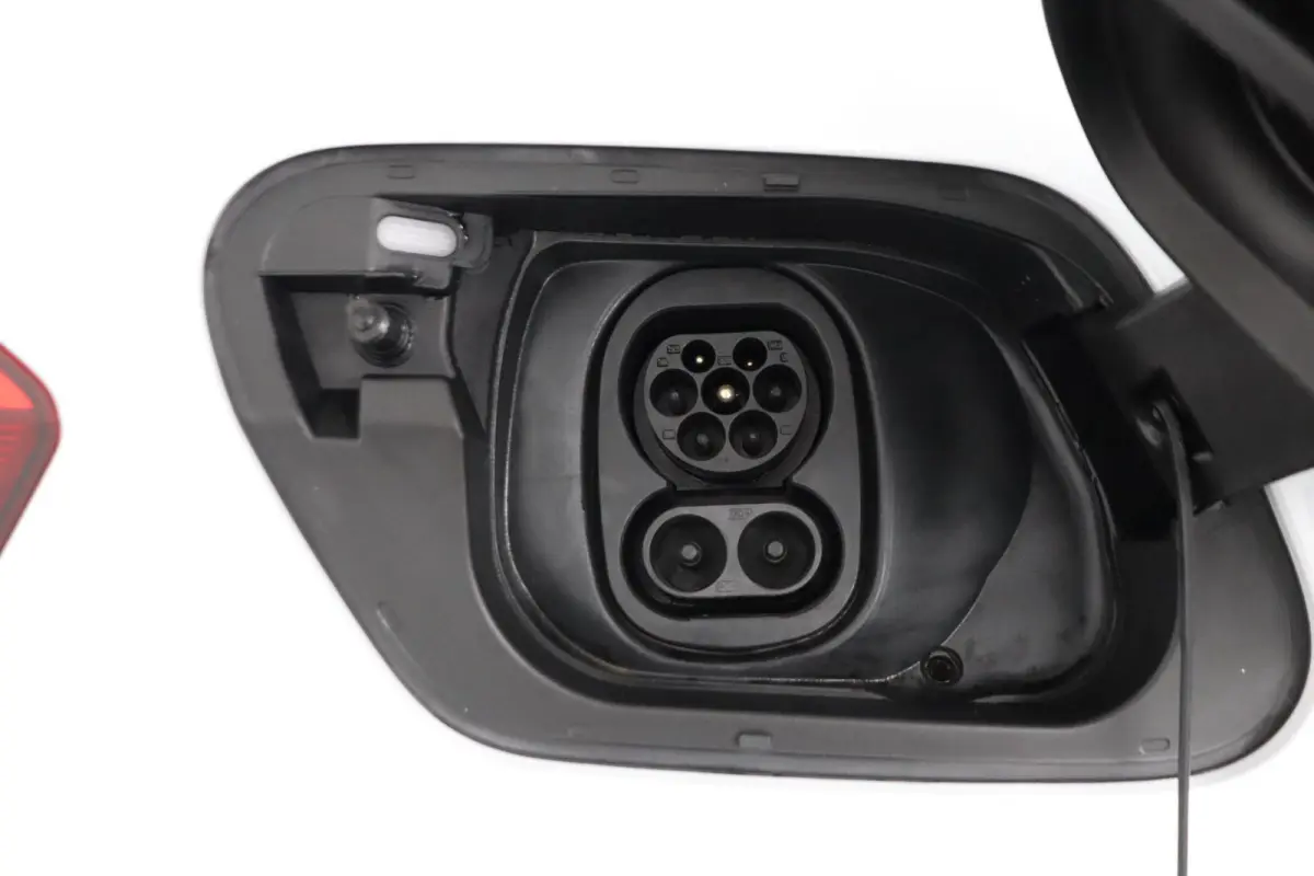 First Plus 58 kWh | stoelverwarming | adaptieve cruise control | achteruitrijcamera |