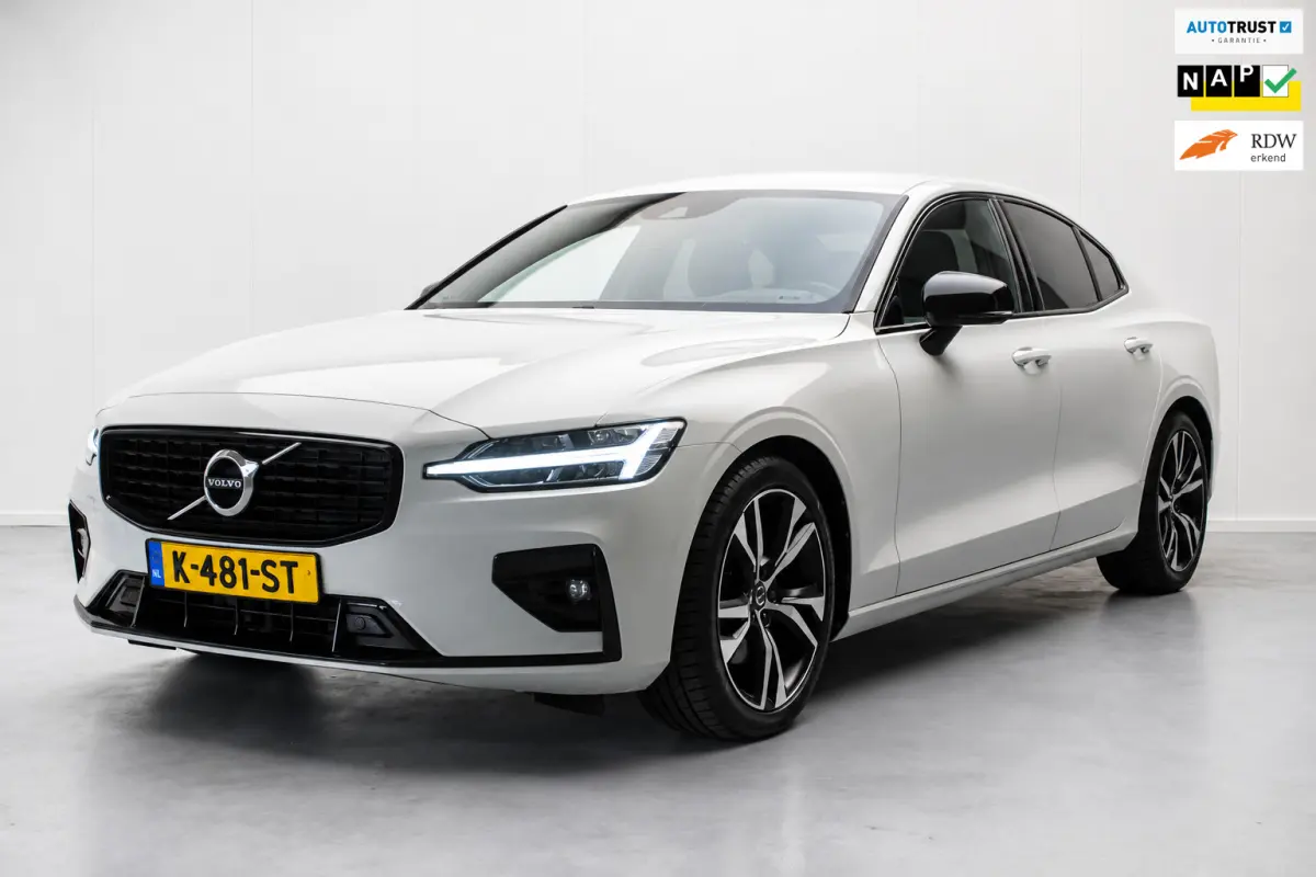 2.0 B3 R-Design Black Pack NL-auto [ Massage Stoelkoeling/verwarming Harman-Kardon Nappa Memory Pilot Assist DAB ]