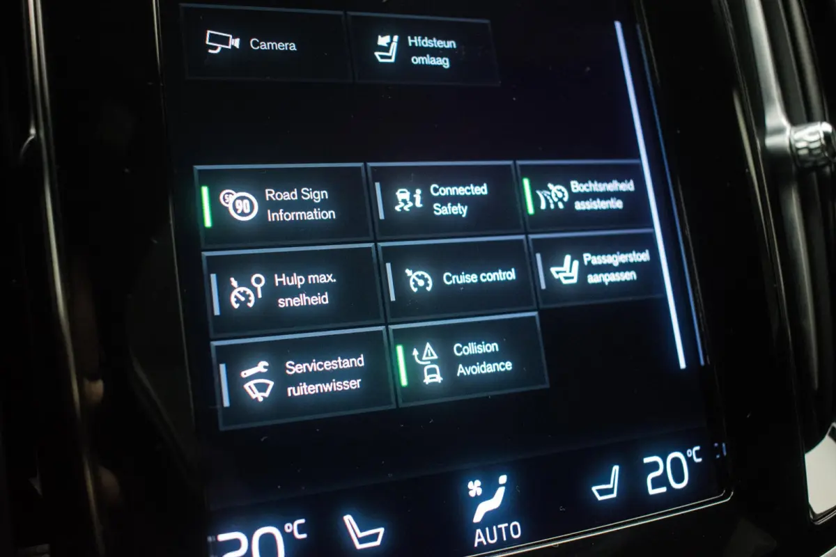 2.0 B3 R-Design Black Pack NL-auto [ Massage Stoelkoeling/verwarming Harman-Kardon Nappa Memory Pilot Assist DAB ]