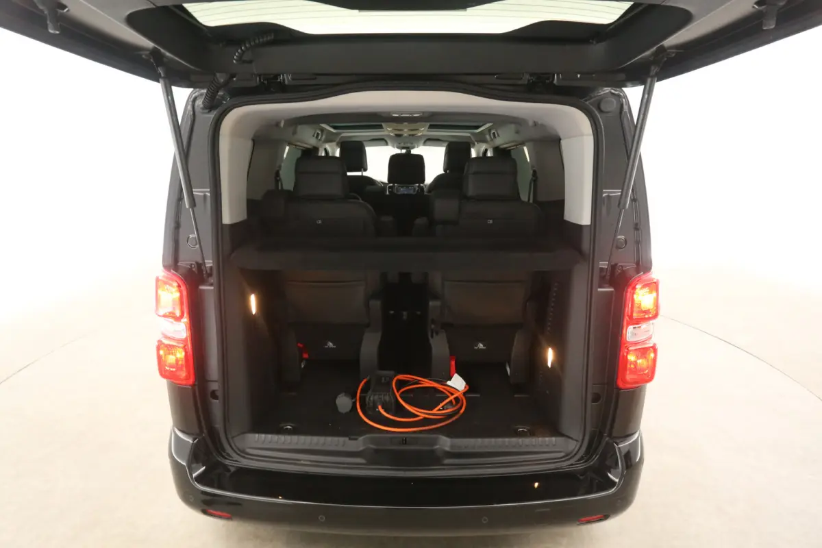 75 kWh L2H1 Long Range | 7 Zits | Pano | Snelladen | SOH 92% | Clima | Camera | HUD | Cruise | Carplay | 2xSchuifdeur Elektr.