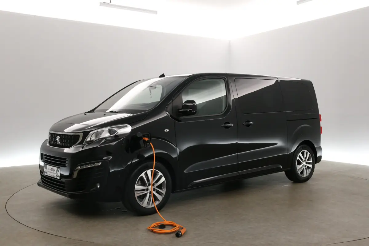 75 kWh L2H1 Long Range | 7 Zits | Pano | Snelladen | SOH 92% | Clima | Camera | HUD | Cruise | Carplay | 2xSchuifdeur Elektr.