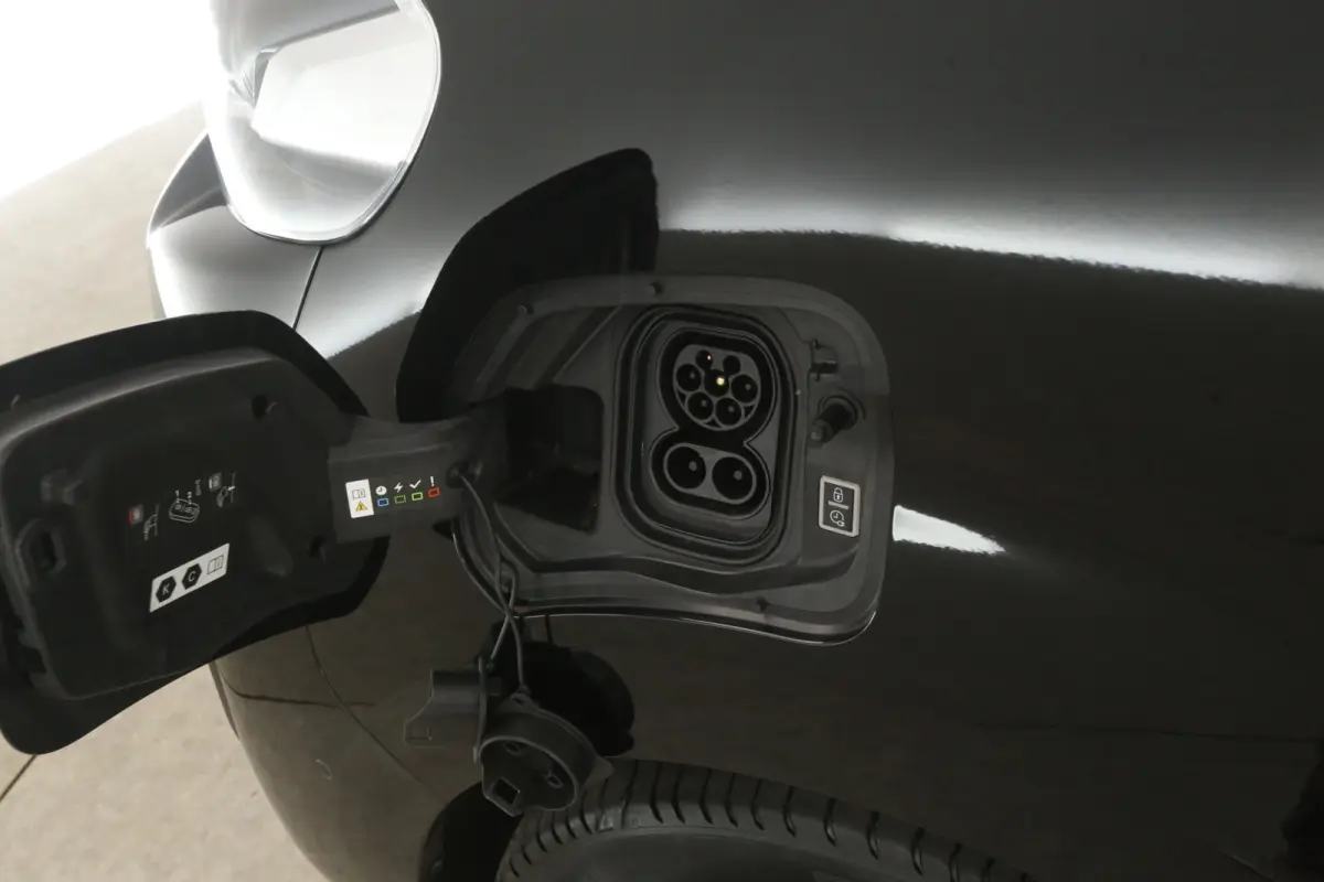 75 kWh L2H1 Long Range | 7 Zits | Pano | Snelladen | SOH 92% | Clima | Camera | HUD | Cruise | Carplay | 2xSchuifdeur Elektr.