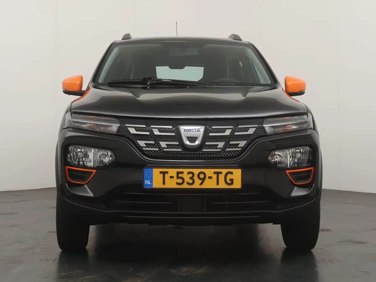 Comfort Plus (Orange Pack) | achteruitrijcamera | Apple Carplay/Android Auto |