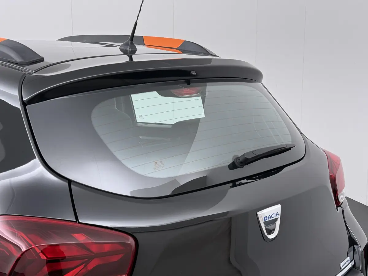 Comfort Plus (Orange Pack) | achteruitrijcamera | Apple Carplay/Android Auto |