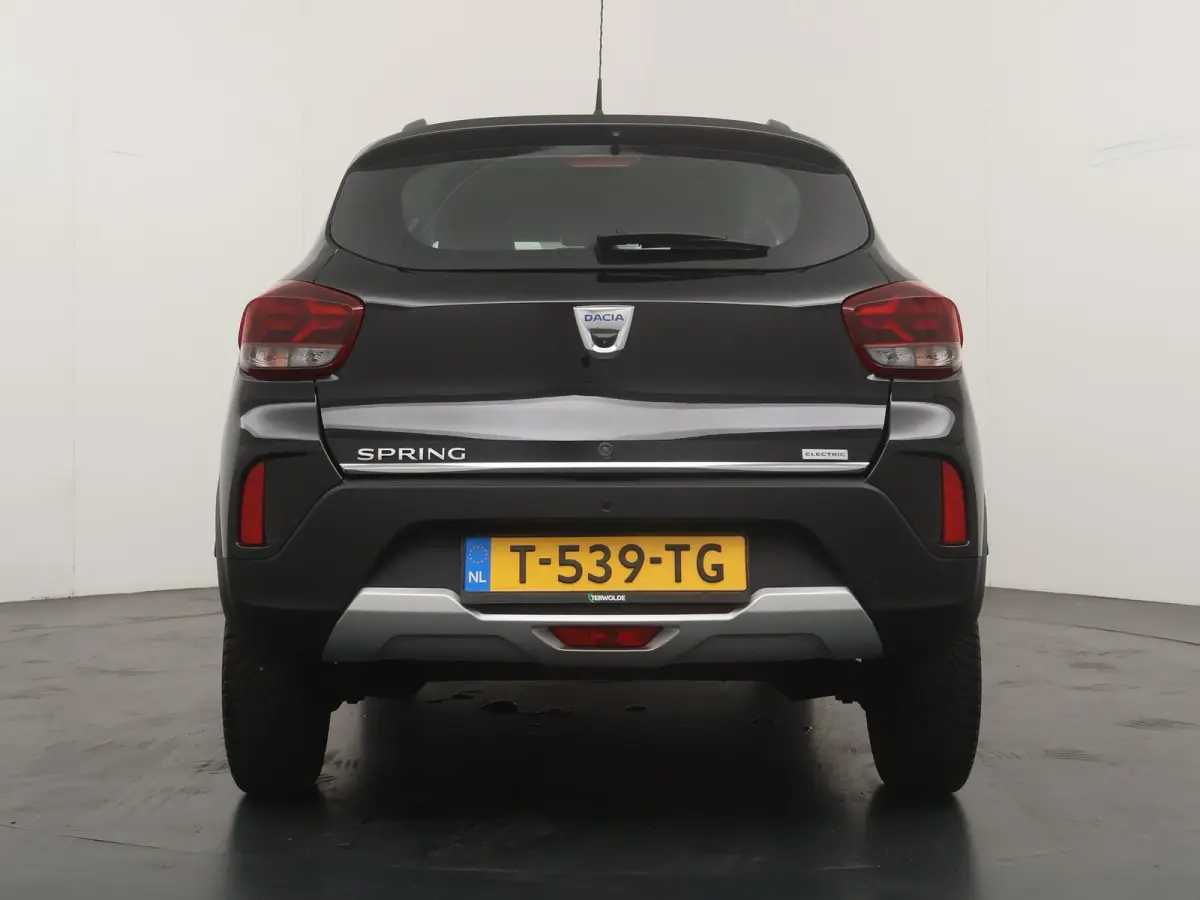 Comfort Plus (Orange Pack) | achteruitrijcamera | Apple Carplay/Android Auto |