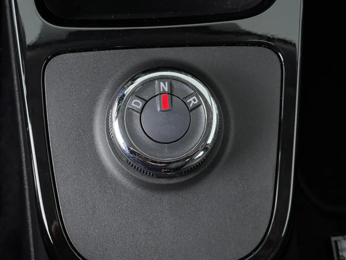 Comfort Plus (Orange Pack) | achteruitrijcamera | Apple Carplay/Android Auto |
