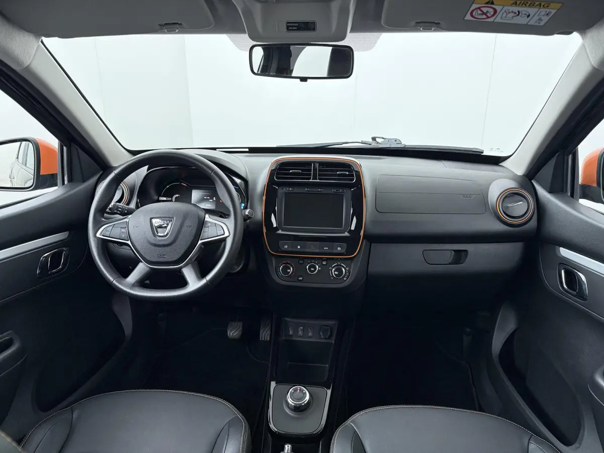 Comfort Plus (Orange Pack) | achteruitrijcamera | Apple Carplay/Android Auto |