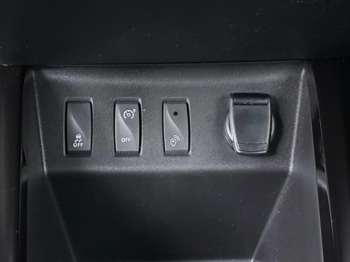 Comfort Plus (Orange Pack) | achteruitrijcamera | Apple Carplay/Android Auto |