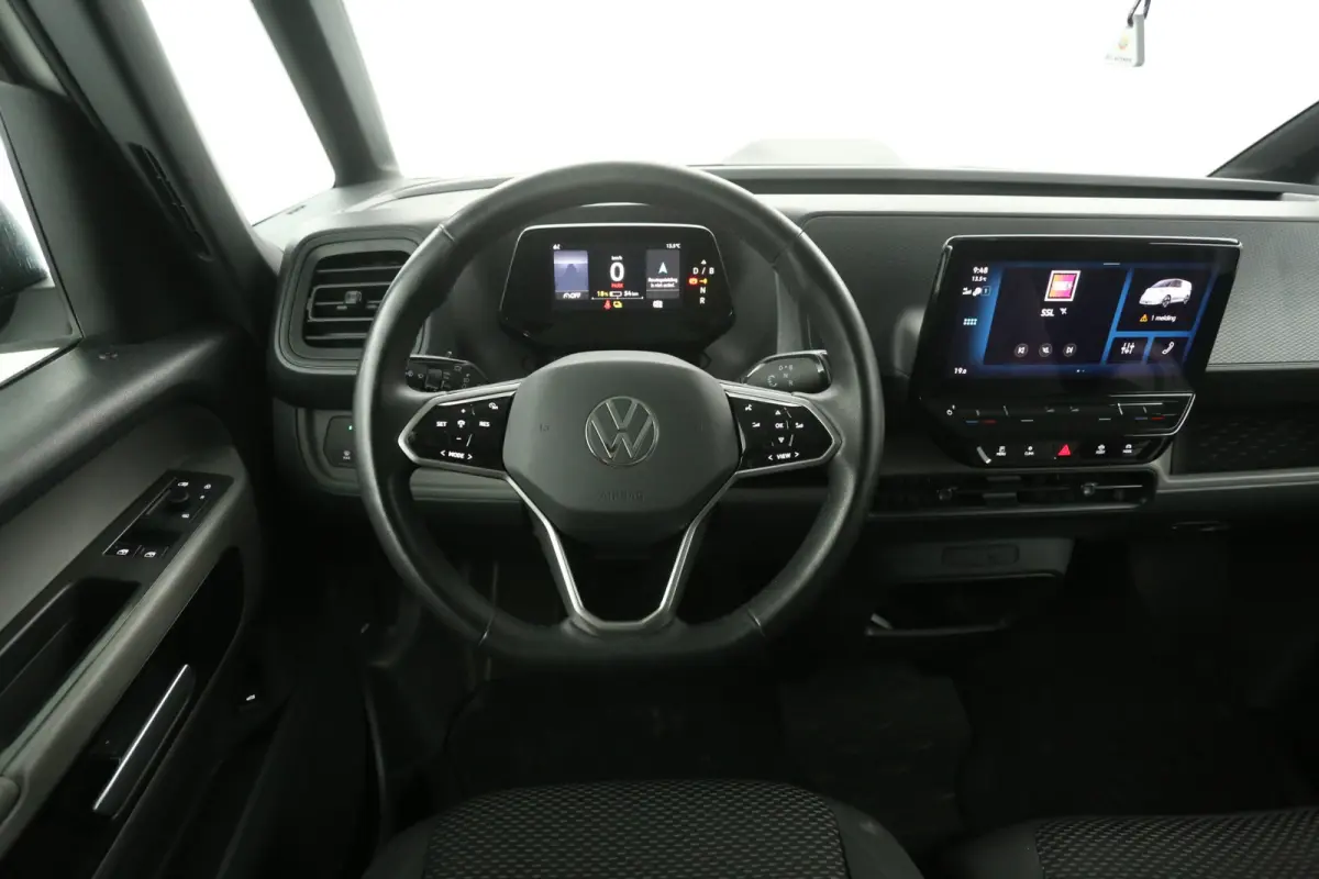 77 kWh 204PK L1H1 | Snelladen | SOH 95% | Airco | Cruise | Carplay | 3 Zits | Trekhaak | Parkeersens.