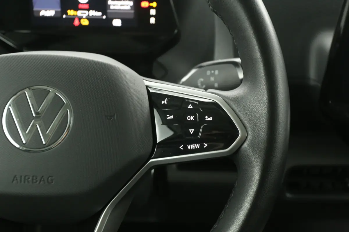 77 kWh 204PK L1H1 | Snelladen | SOH 95% | Airco | Cruise | Carplay | 3 Zits | Trekhaak | Parkeersens.