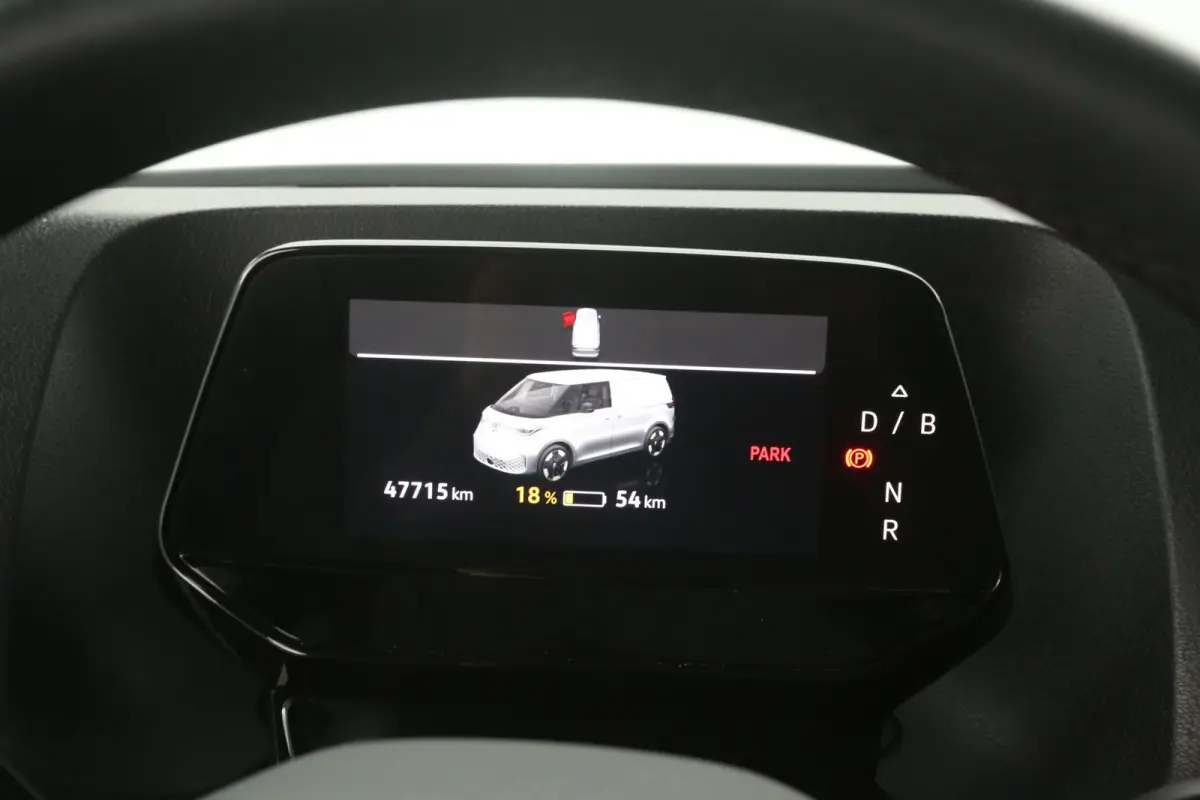 77 kWh 204PK L1H1 | Snelladen | SOH 95% | Airco | Cruise | Carplay | 3 Zits | Trekhaak | Parkeersens.