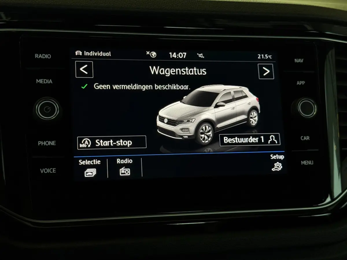 1.5 TSI Sport Business R / PANO / CARPLAY / MODE SPORT / ACC / GARANTIE / LED / DODEHOEK /CAMERA / LUXE LEDER /