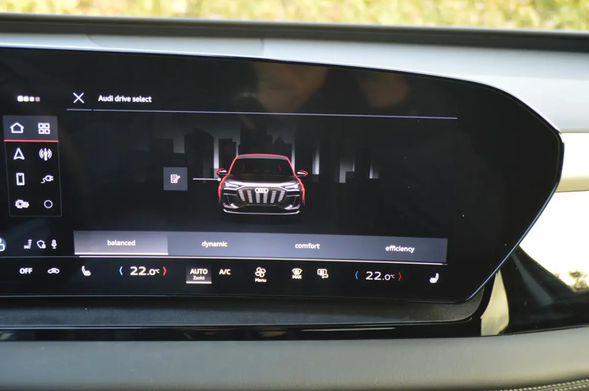 Advanced edition 83 kWh 16321 km!