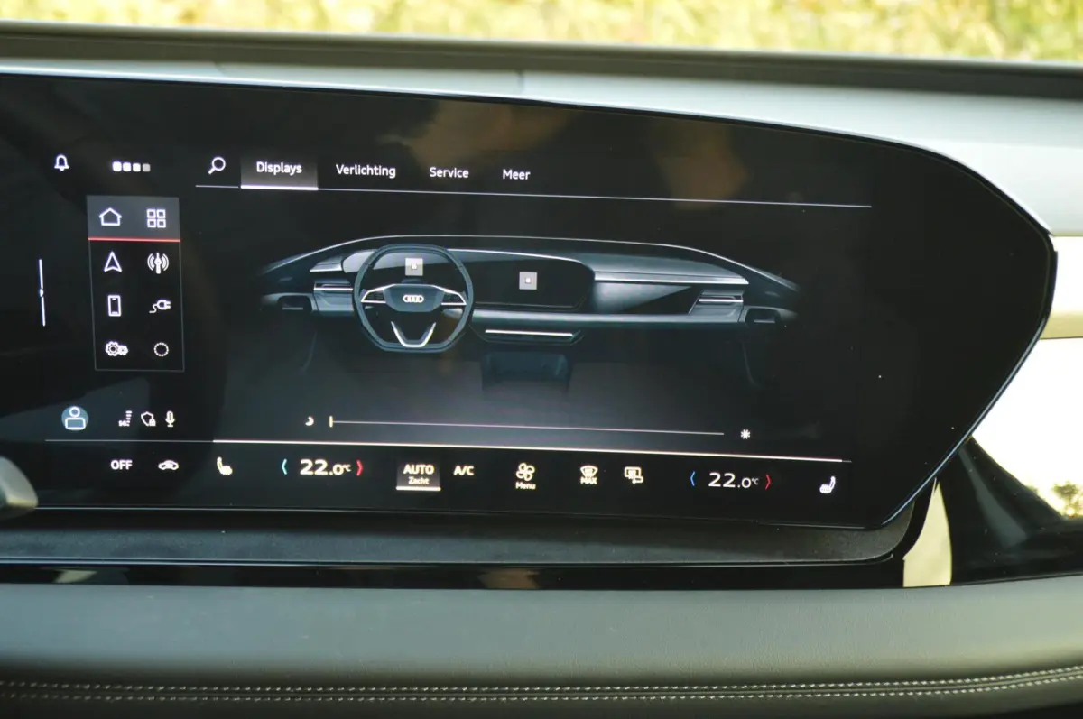 Advanced edition 83 kWh 16321 km!