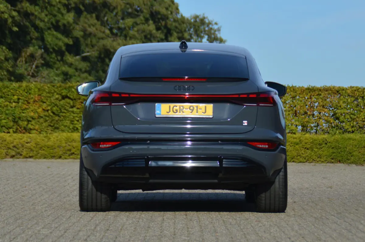 Advanced edition 83 kWh 16321 km!