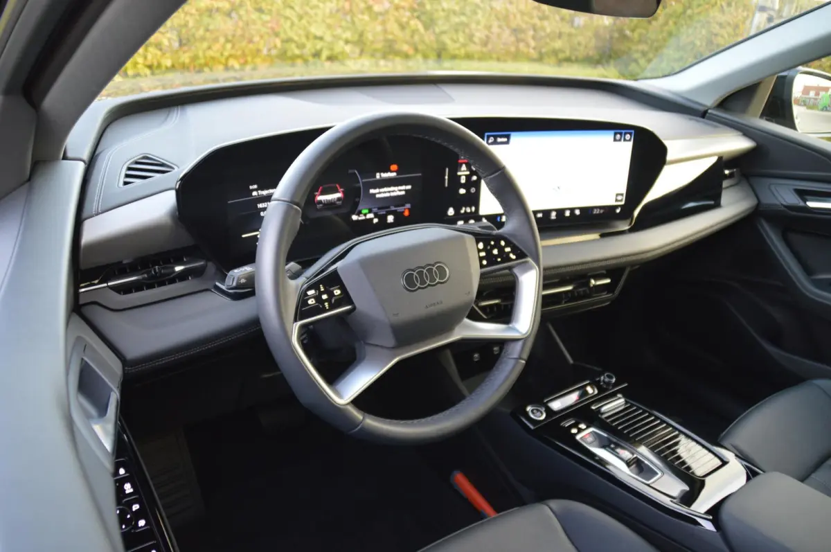 Advanced edition 83 kWh 16321 km!