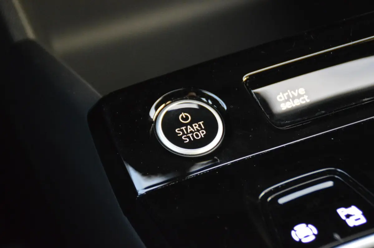 Advanced edition 83 kWh 16321 km!