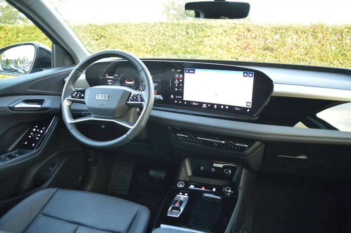 Advanced edition 83 kWh 16321 km!
