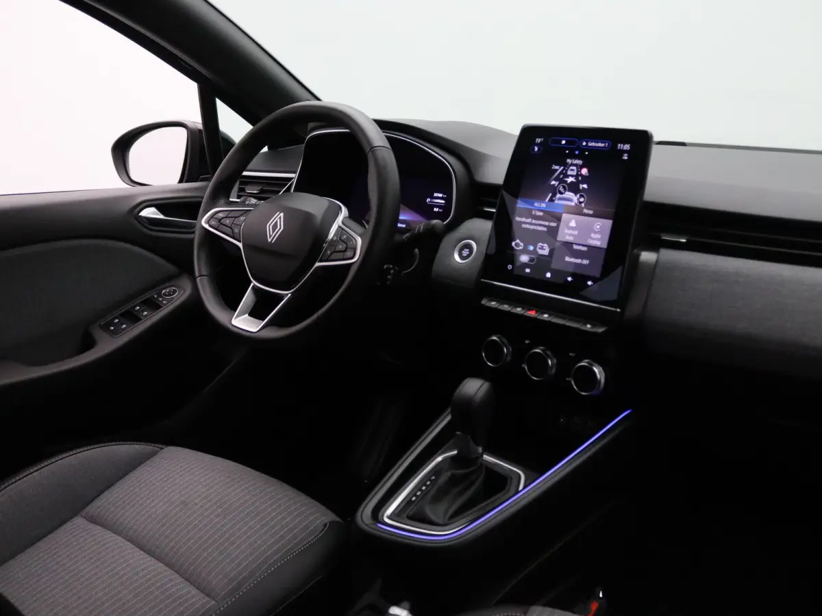 145pk E-Tech Full Hybrid techno Apple Carplay/Android Auto | Climate