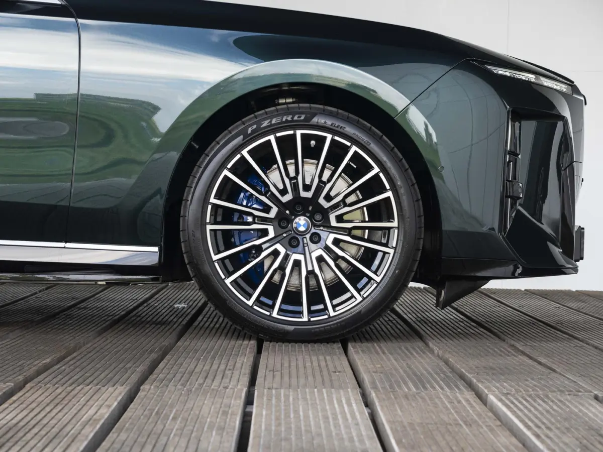 xDrive50 M Sportpakket | Executive pakket | Connaisseur pakket