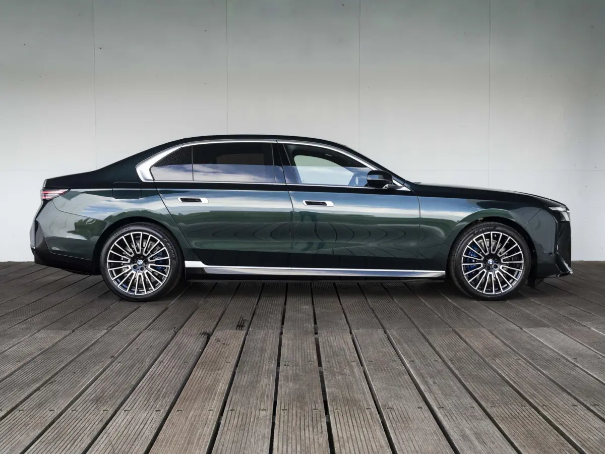xDrive50 M Sportpakket | Executive pakket | Connaisseur pakket