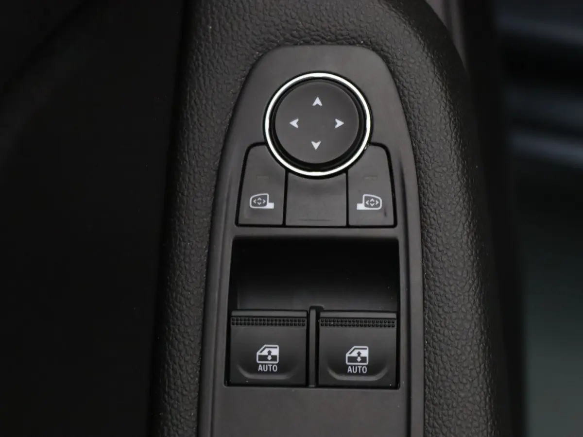 90pk TCe Zen Apple Carplay/Android Auto | Airco