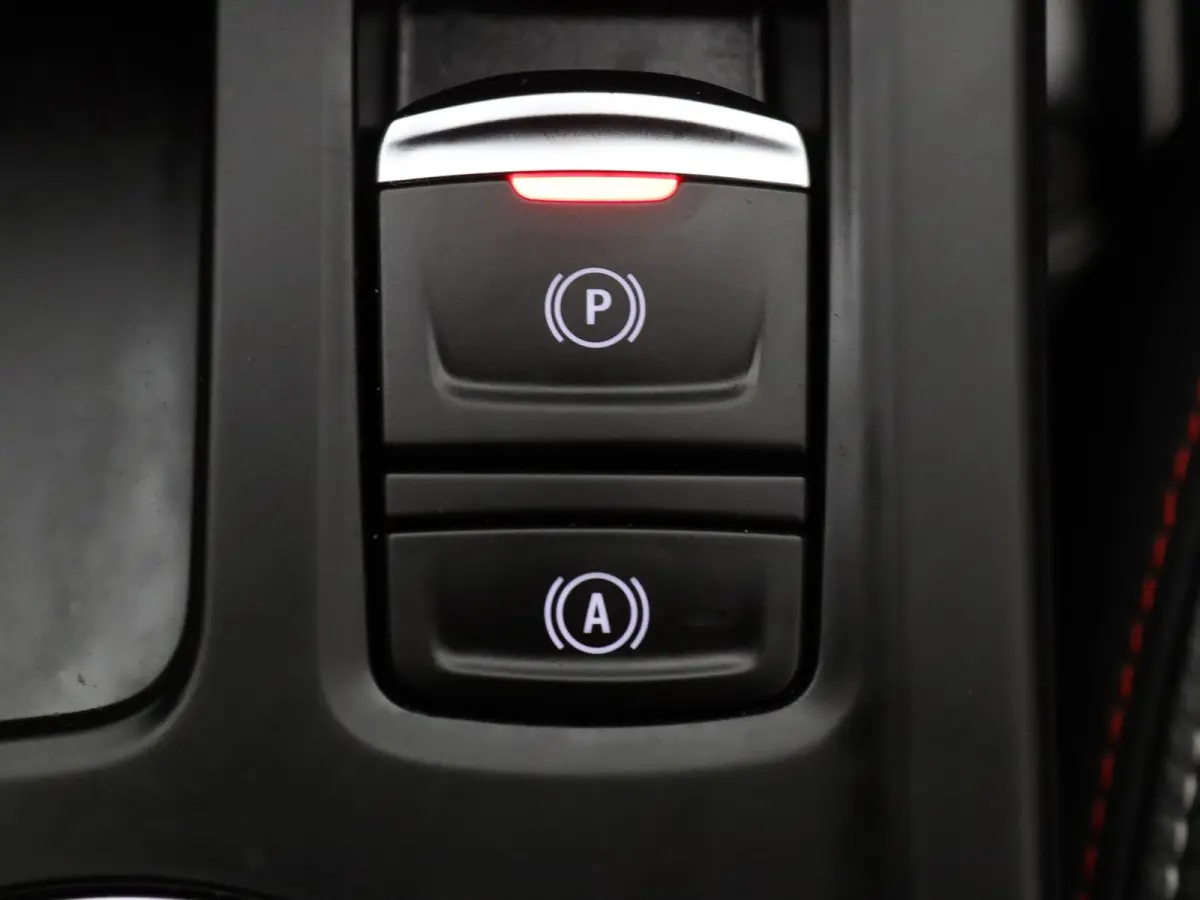 145pk E-Tech Hybrid R.S. Line Apple Carplay/Android Auto | Climate