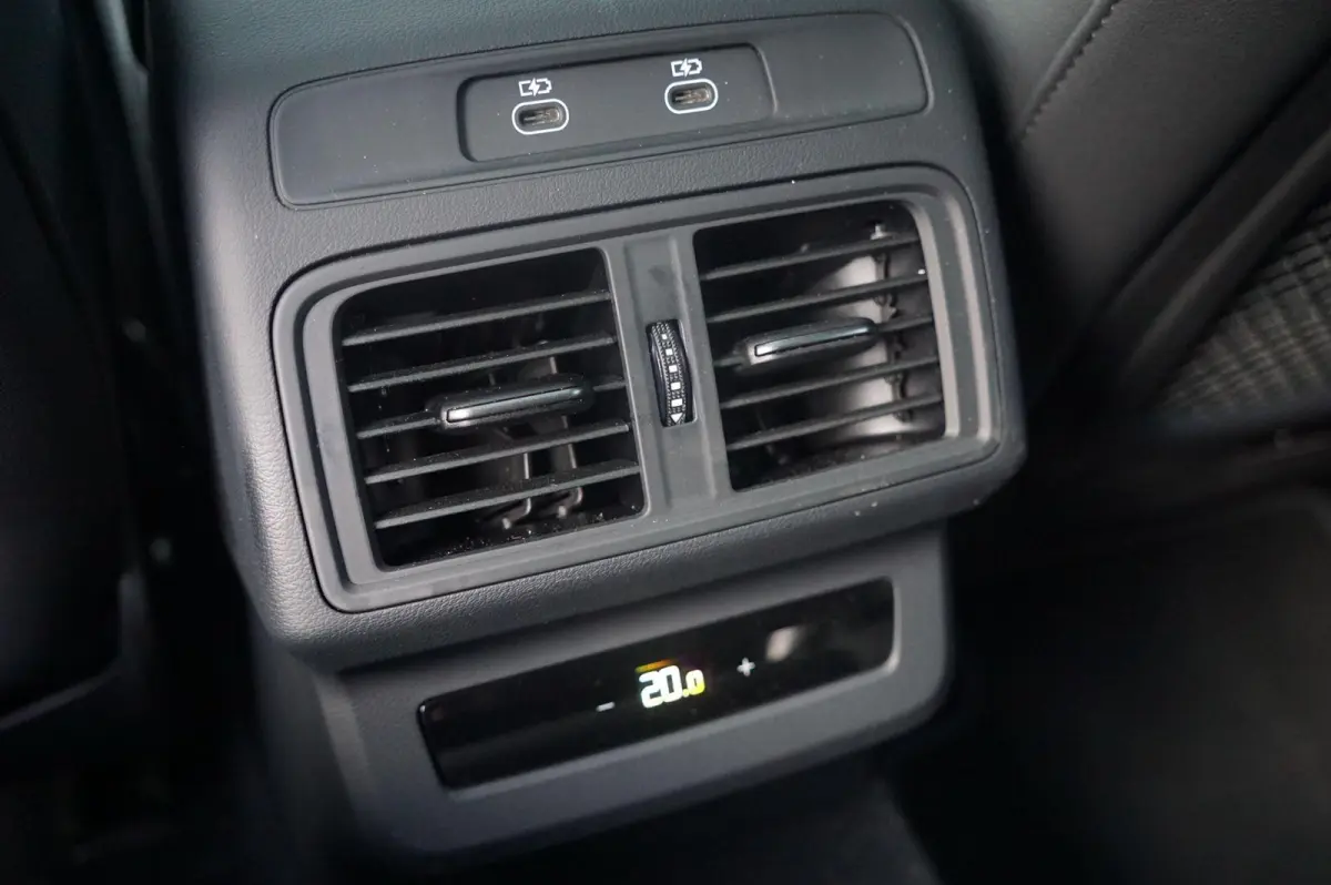 2.0 TFSI e-hybrid quattro S edition Competition | Panoramadak | SQ5 Uitlaat | Trekhaak | 22" Velgen