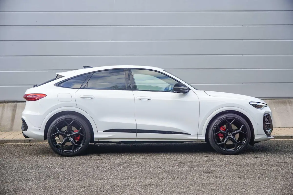 2.0 TFSI e-hybrid quattro S edition Competition | Panoramadak | SQ5 Uitlaat | Trekhaak | 22" Velgen