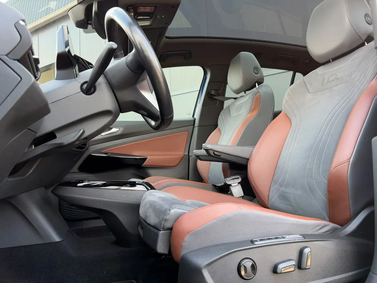 Max 77kWh SOH 98% WARMTEPOMP l PANO l HUD l 360 l MATRIX l TREKHAAK l SFEER l ACC l CARPLAY l ORG.NL l