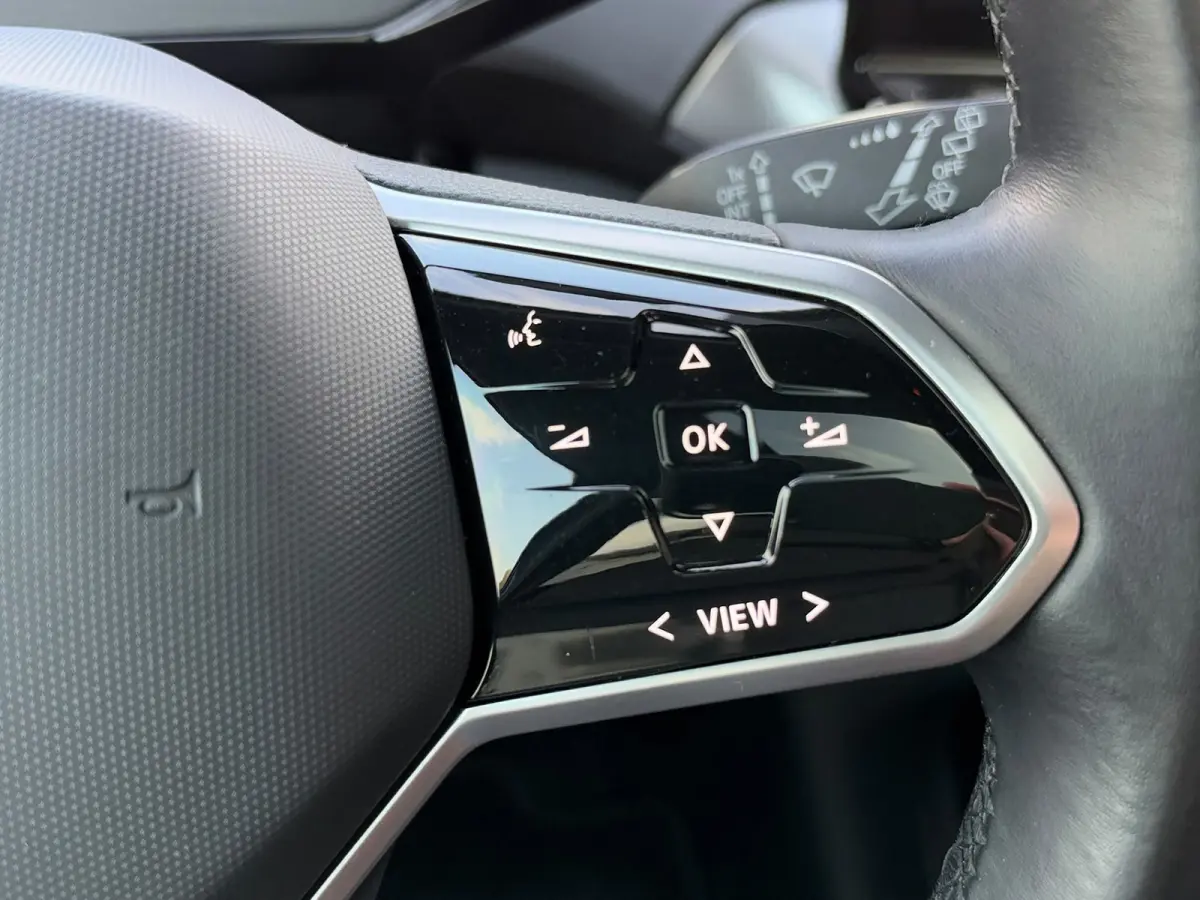 Max 77kWh SOH 98% WARMTEPOMP l PANO l HUD l 360 l MATRIX l TREKHAAK l SFEER l ACC l CARPLAY l ORG.NL l