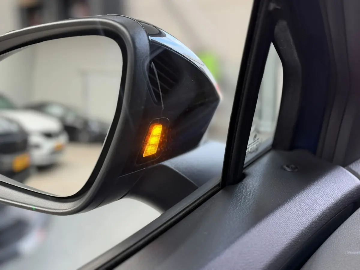 Max 77kWh SOH 98% WARMTEPOMP l PANO l HUD l 360 l MATRIX l TREKHAAK l SFEER l ACC l CARPLAY l ORG.NL l