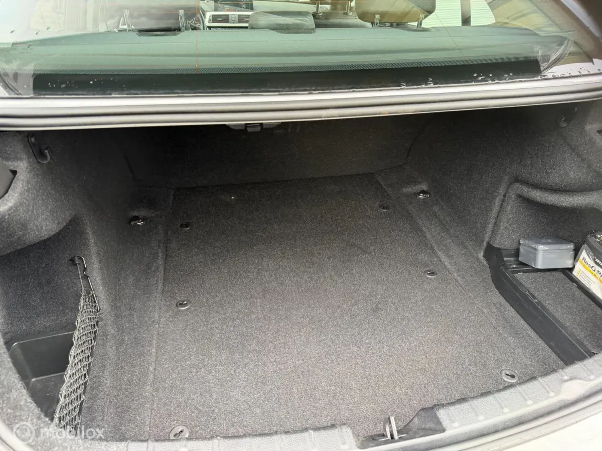 318i LCI High Executive Leder Stoelverwarming LED Nieuwe Turbo