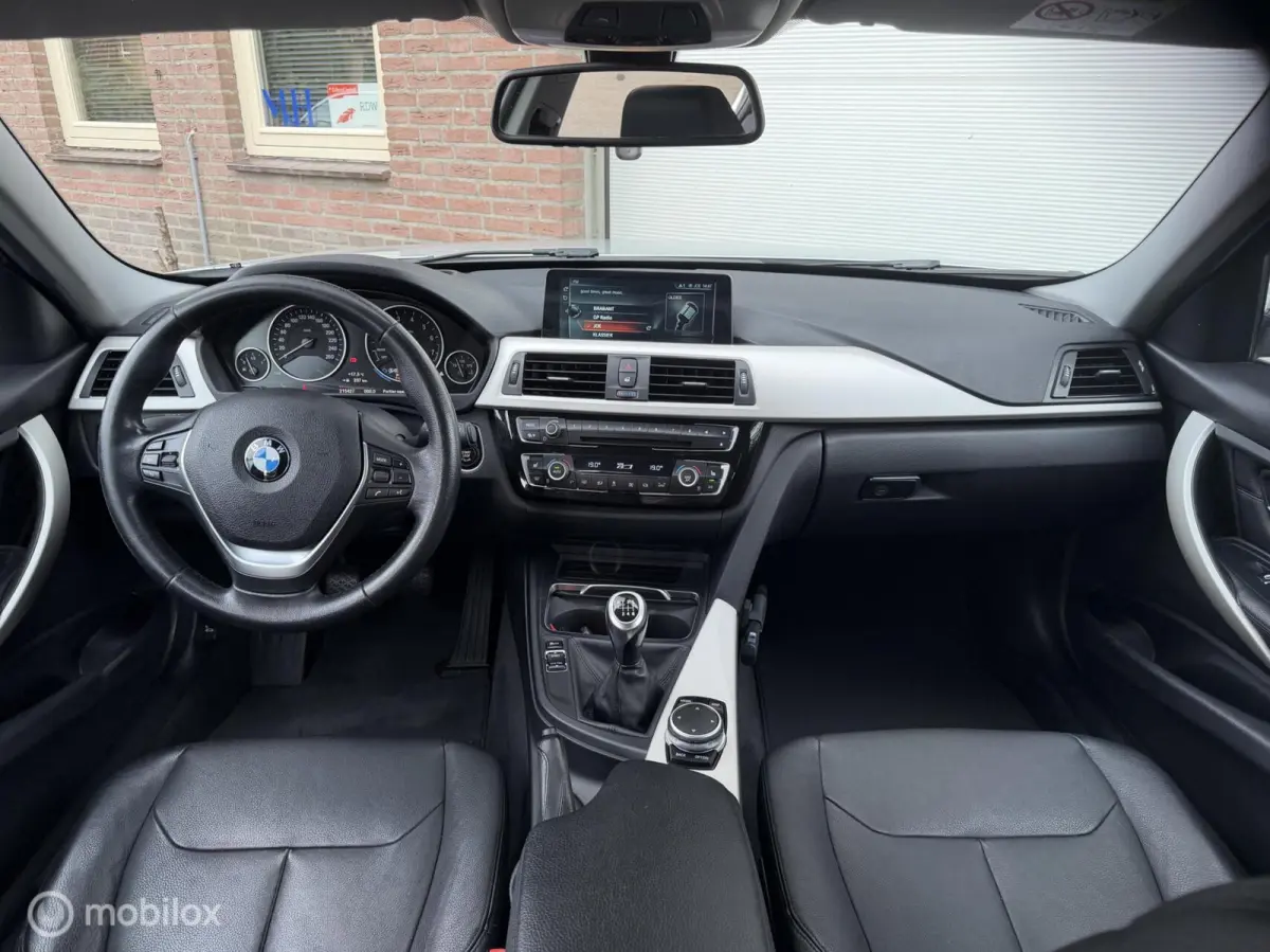 318i LCI High Executive Leder Stoelverwarming LED Nieuwe Turbo