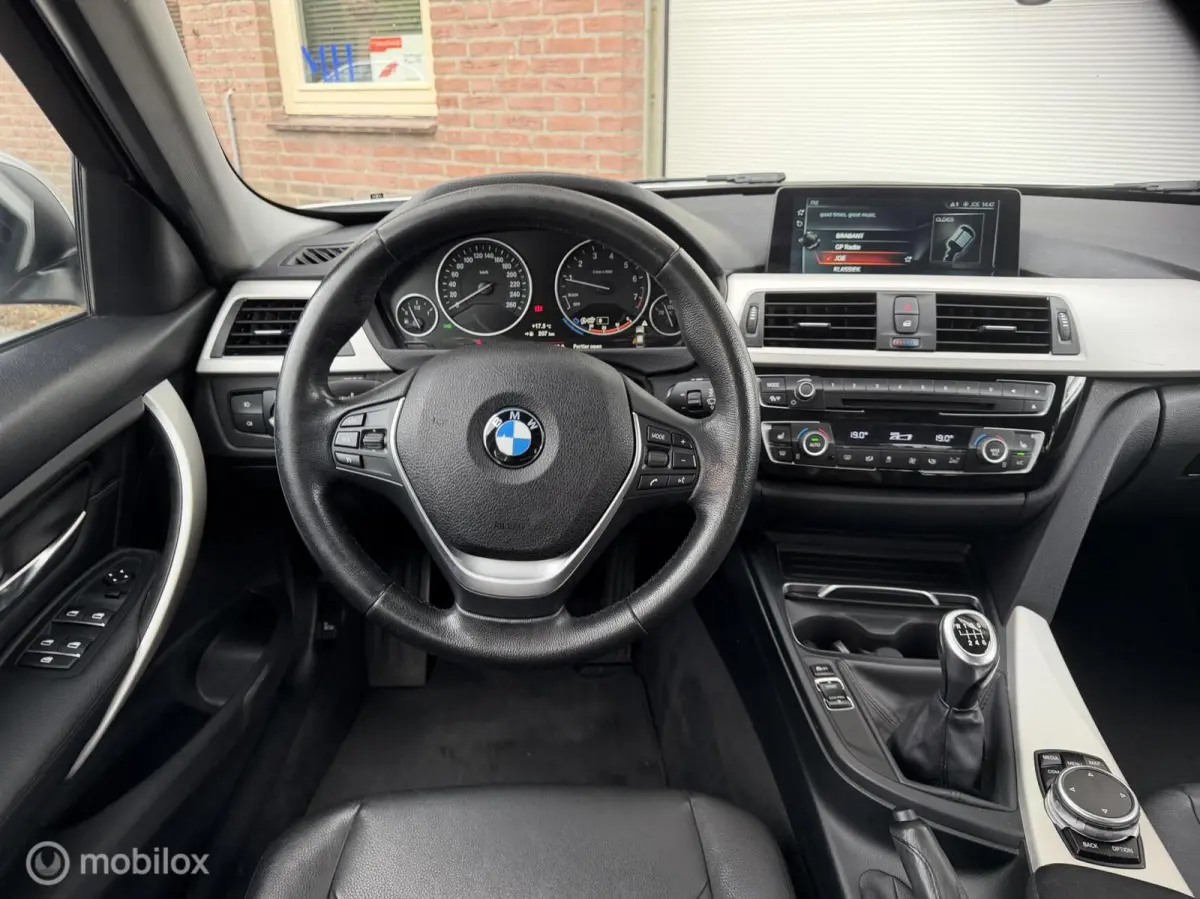 318i LCI High Executive Leder Stoelverwarming LED Nieuwe Turbo