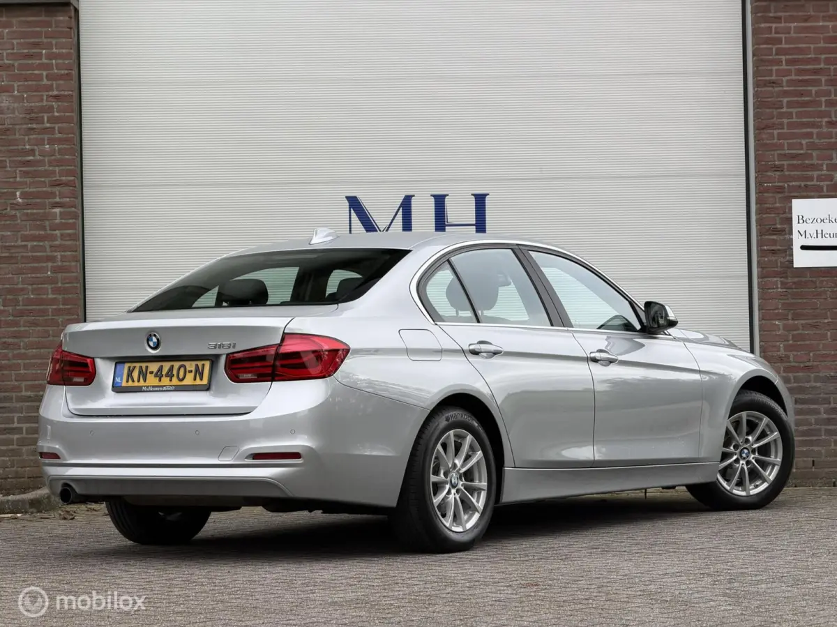 318i LCI High Executive Leder Stoelverwarming LED Nieuwe Turbo