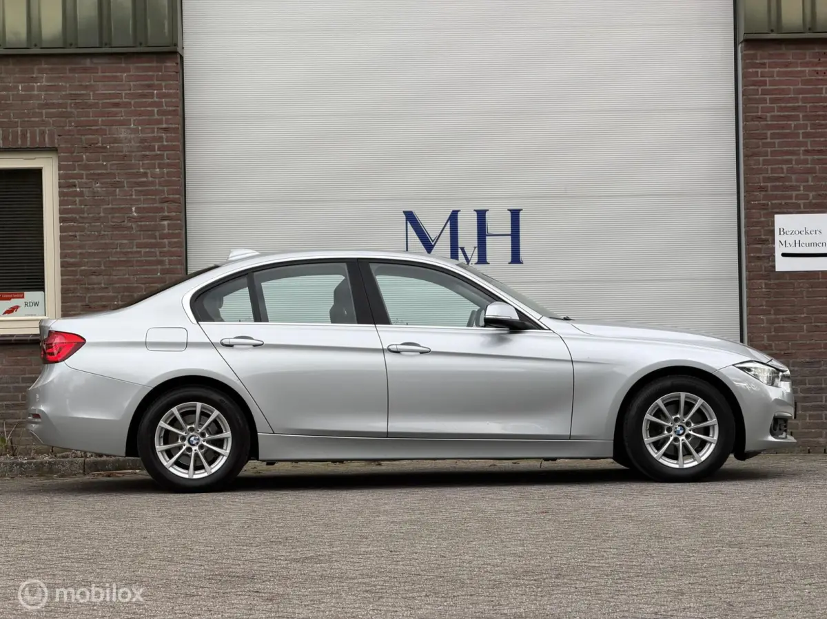 318i LCI High Executive Leder Stoelverwarming LED Nieuwe Turbo
