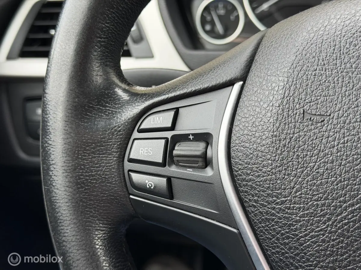 318i LCI High Executive Leder Stoelverwarming LED Nieuwe Turbo