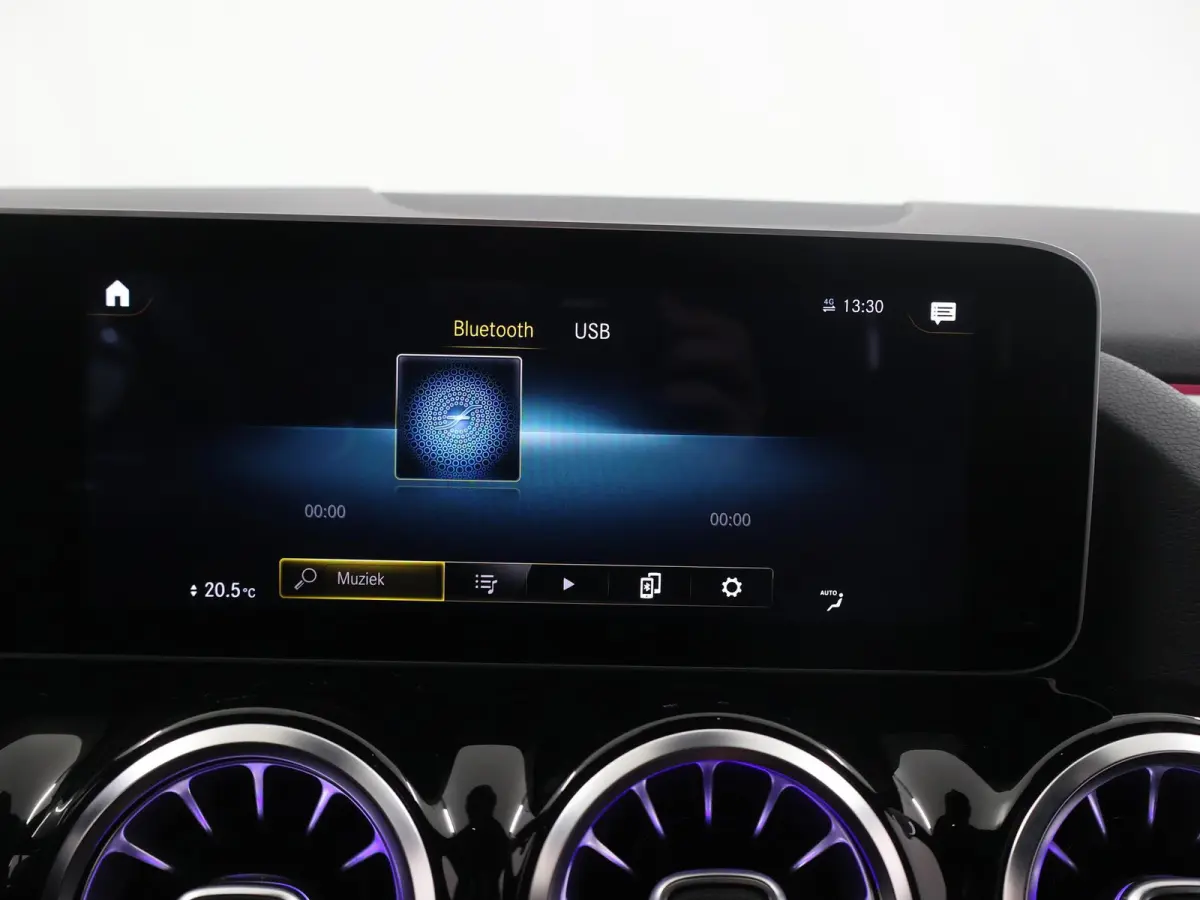 200 Business Solution AMG | Stoelverwarming | Sportstoelen | Apple Carplay |