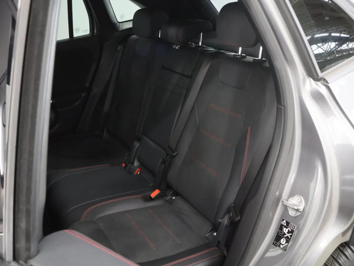 200 Business Solution AMG | Stoelverwarming | Sportstoelen | Apple Carplay |