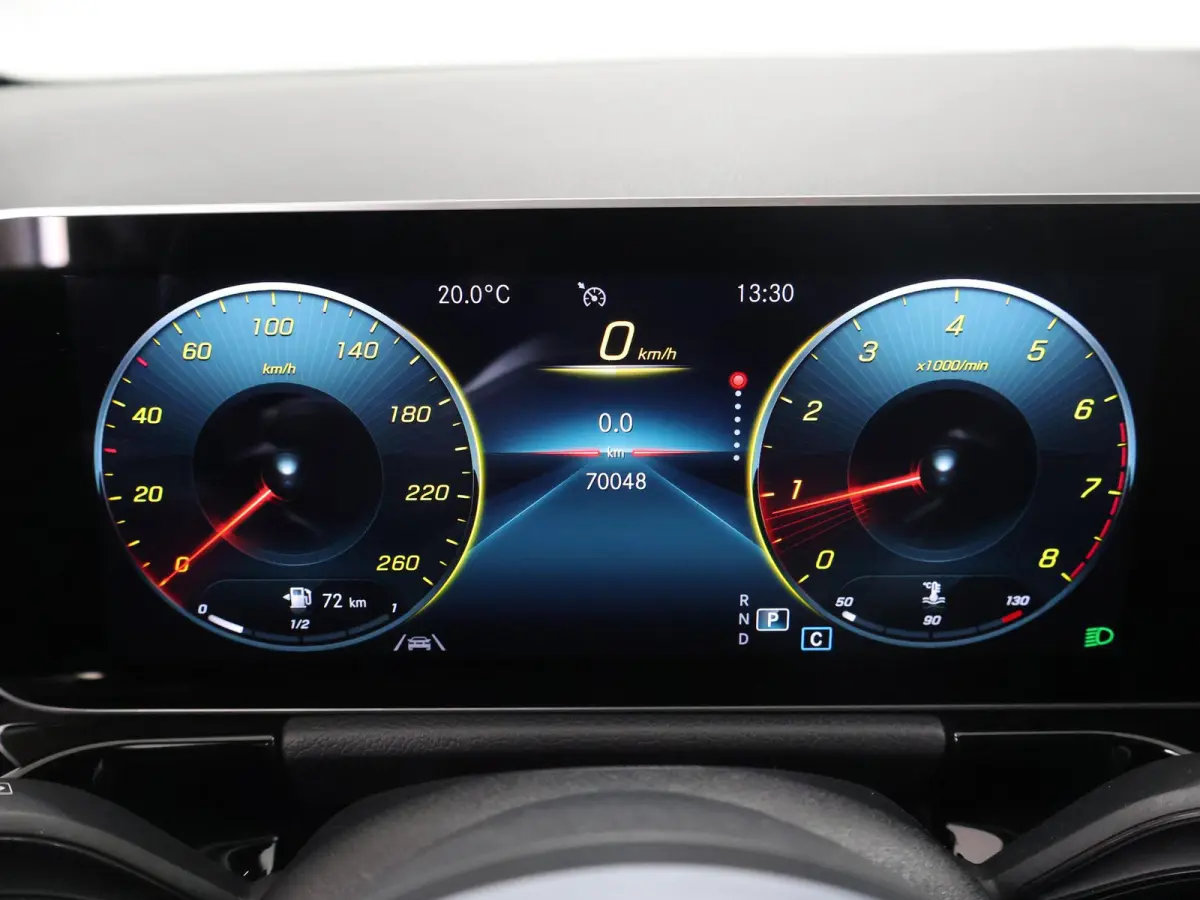 200 Business Solution AMG | Stoelverwarming | Sportstoelen | Apple Carplay |