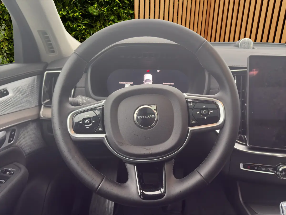 2.0 T8 Plug-in hybrid AWD Ultra Dark | Trekhaak | Luchtvering | Bowers&Wilkins | Massage/ventilatie