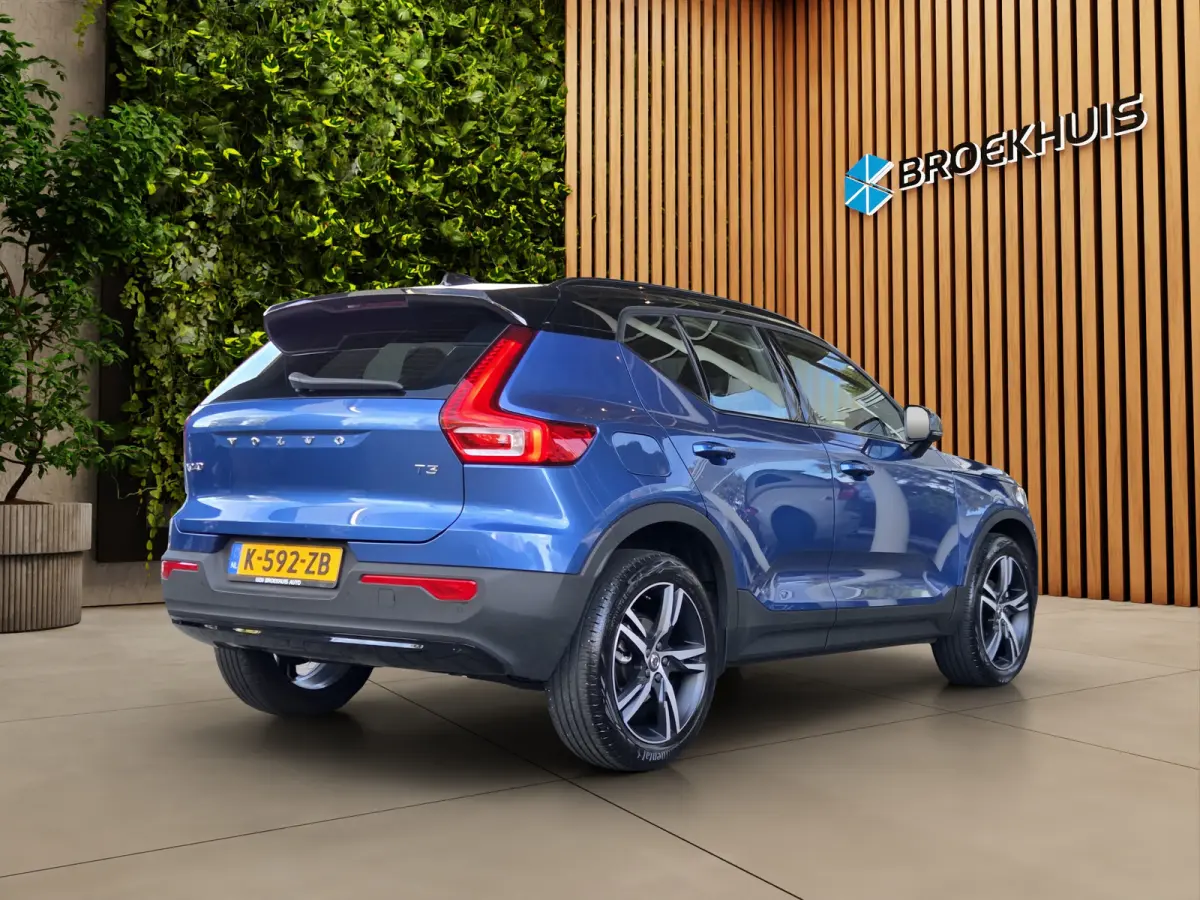 1.5 T3 R-Design | 1e Eigenaar | Camera | Adaptive Cruise | BLIS | Stuur/stoelverwarming