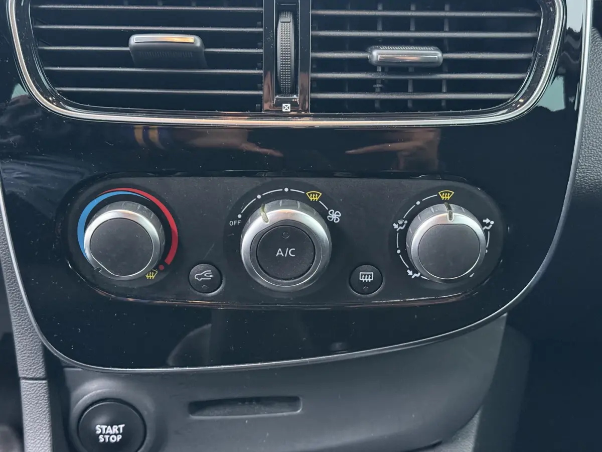 Energy TCe 90 Limited Eco2 | Airco | Navigatie |
